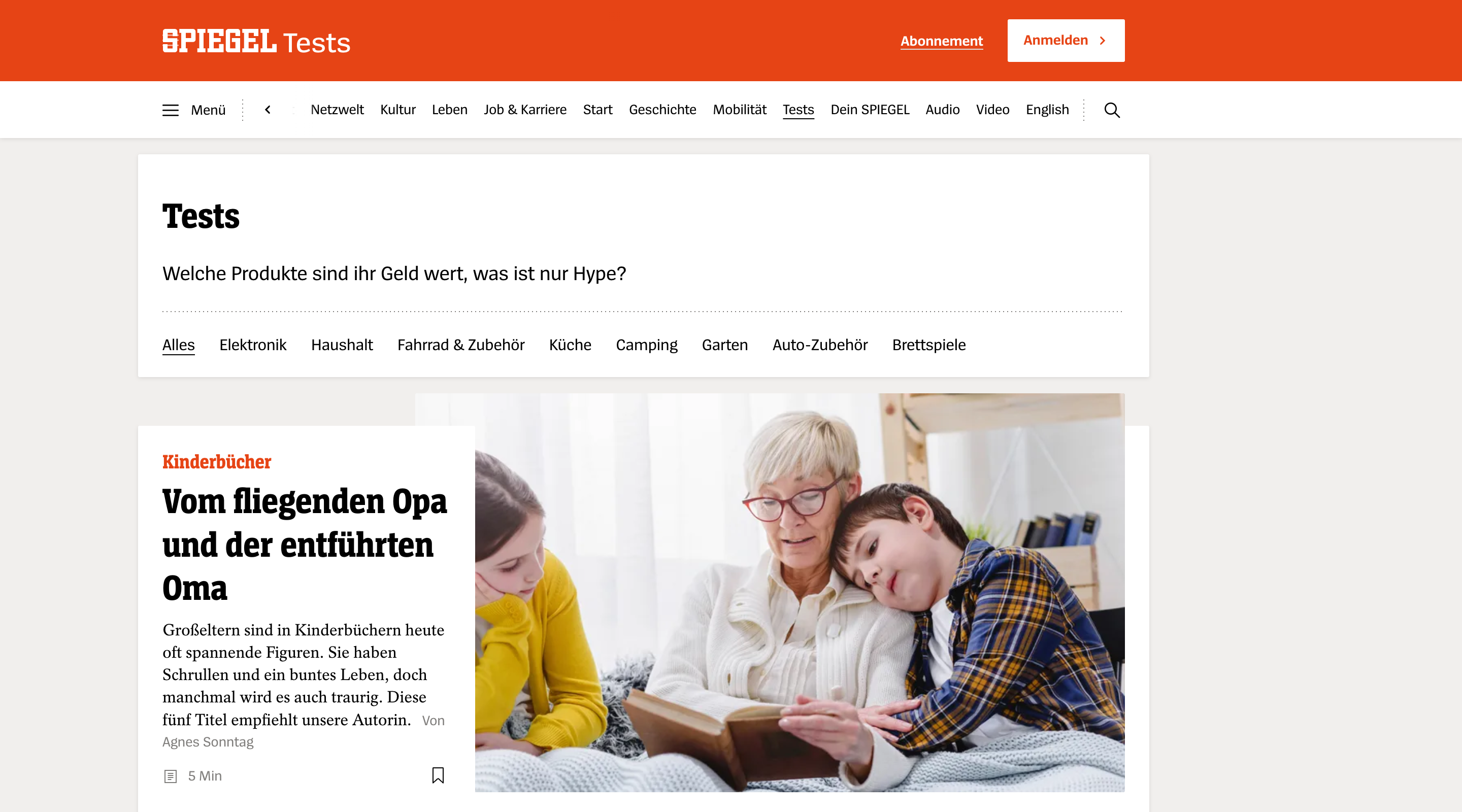 Screenshot of the Der Spiegel 'Tests' page. The header contains the Spiegel logo and main site navigation. Underneath is the page title and a list of categories in a row. Below that there is a featured article with a title and summary on the left, and a large image on the right.